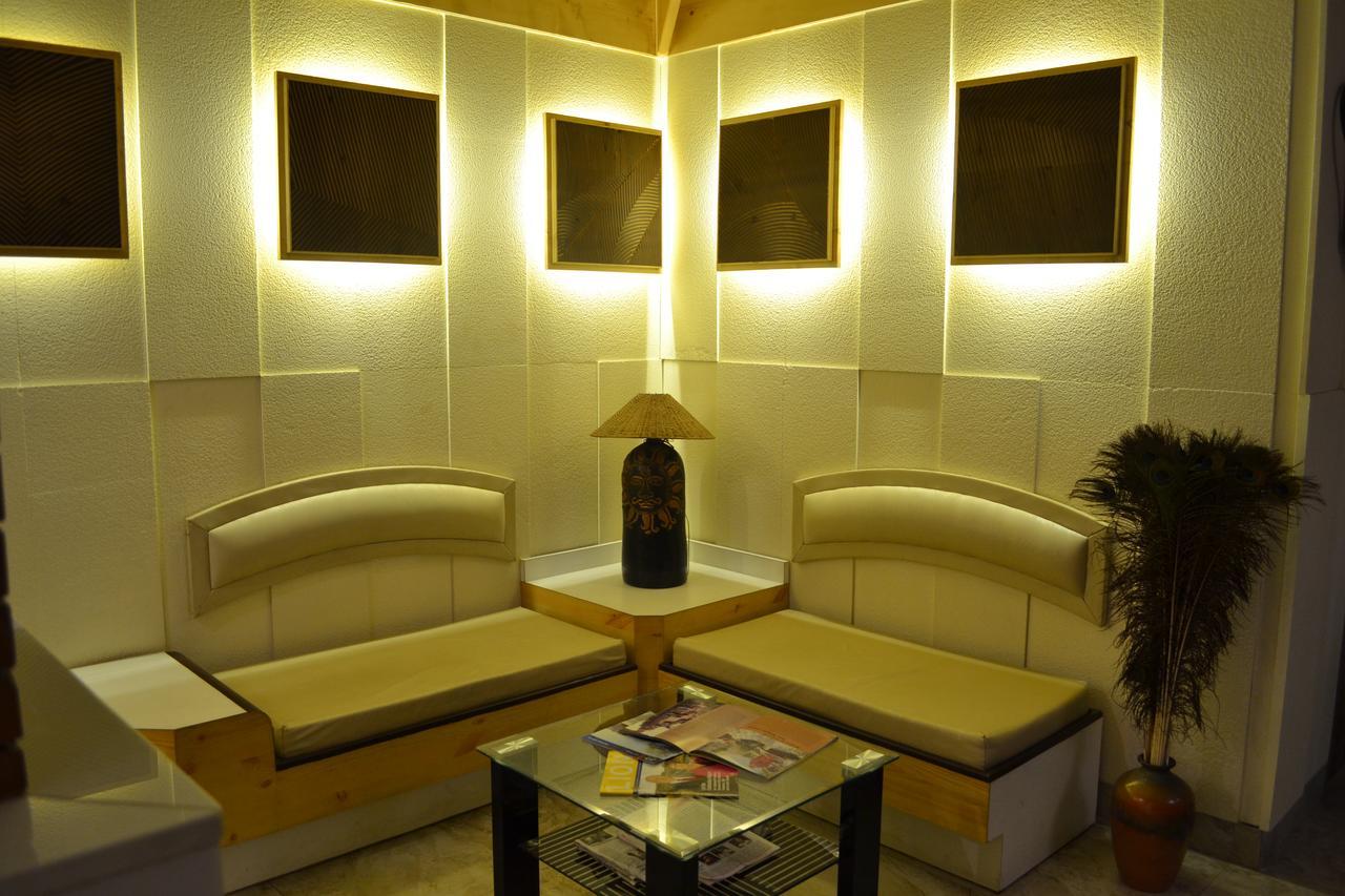 Mayur Hotel Bar And Restaurant ชิมลา ภายนอก รูปภาพ